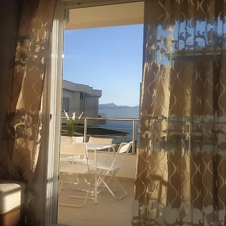 Apartamento Ares 1 / Summer Close To The Sarandë