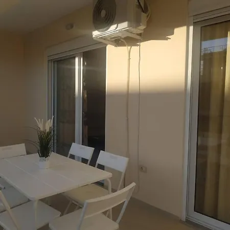 Ares 1 / Summer Close To The Apartamento *