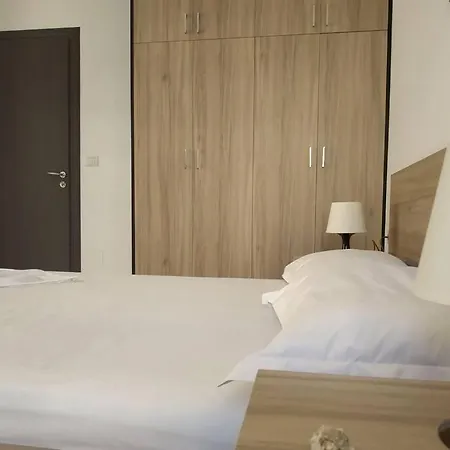 Apartamento Ares 1 / Summer Close To The *